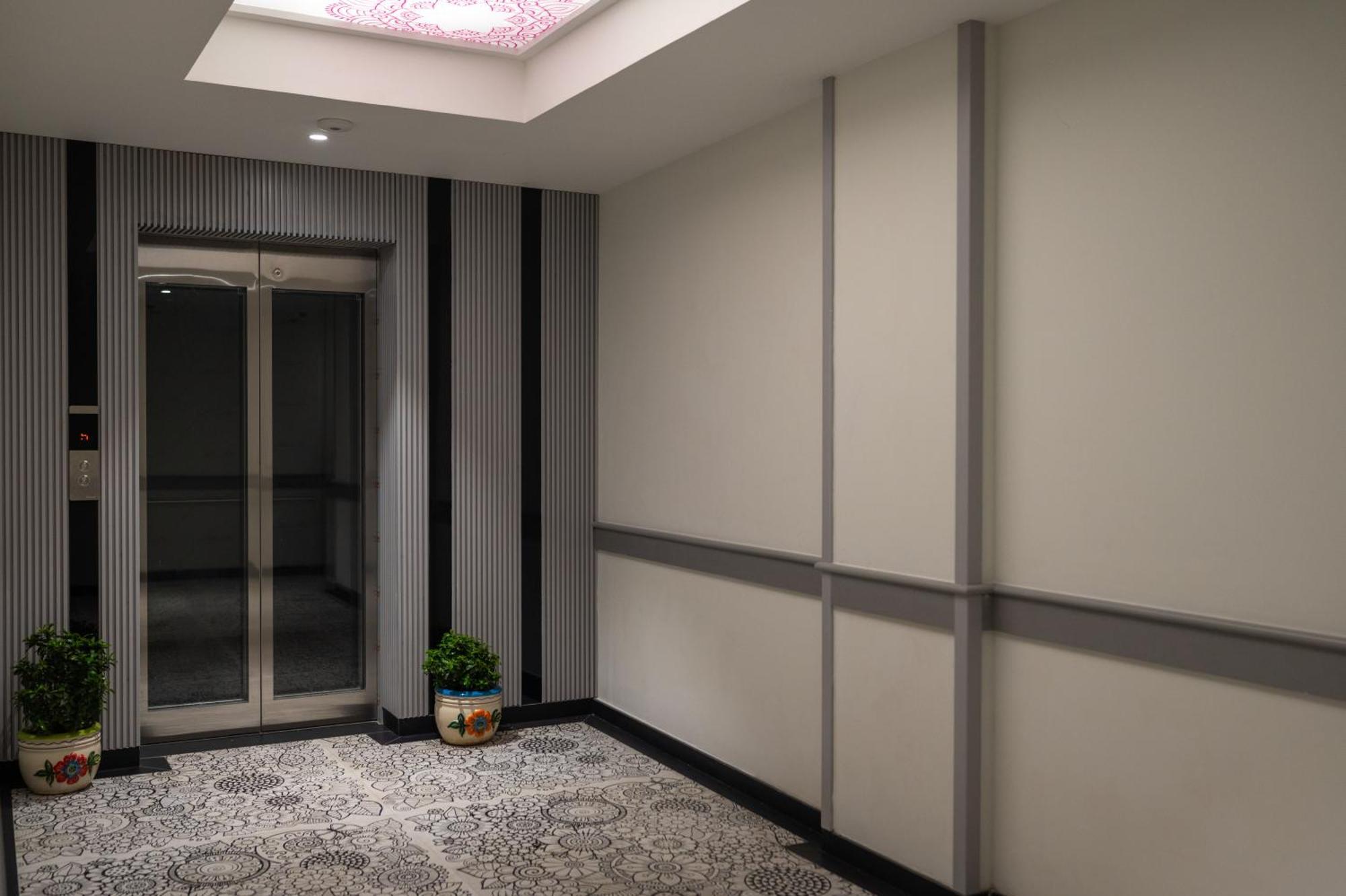 Zibe Luxe Kakinada By Grt Hotels 外观 照片