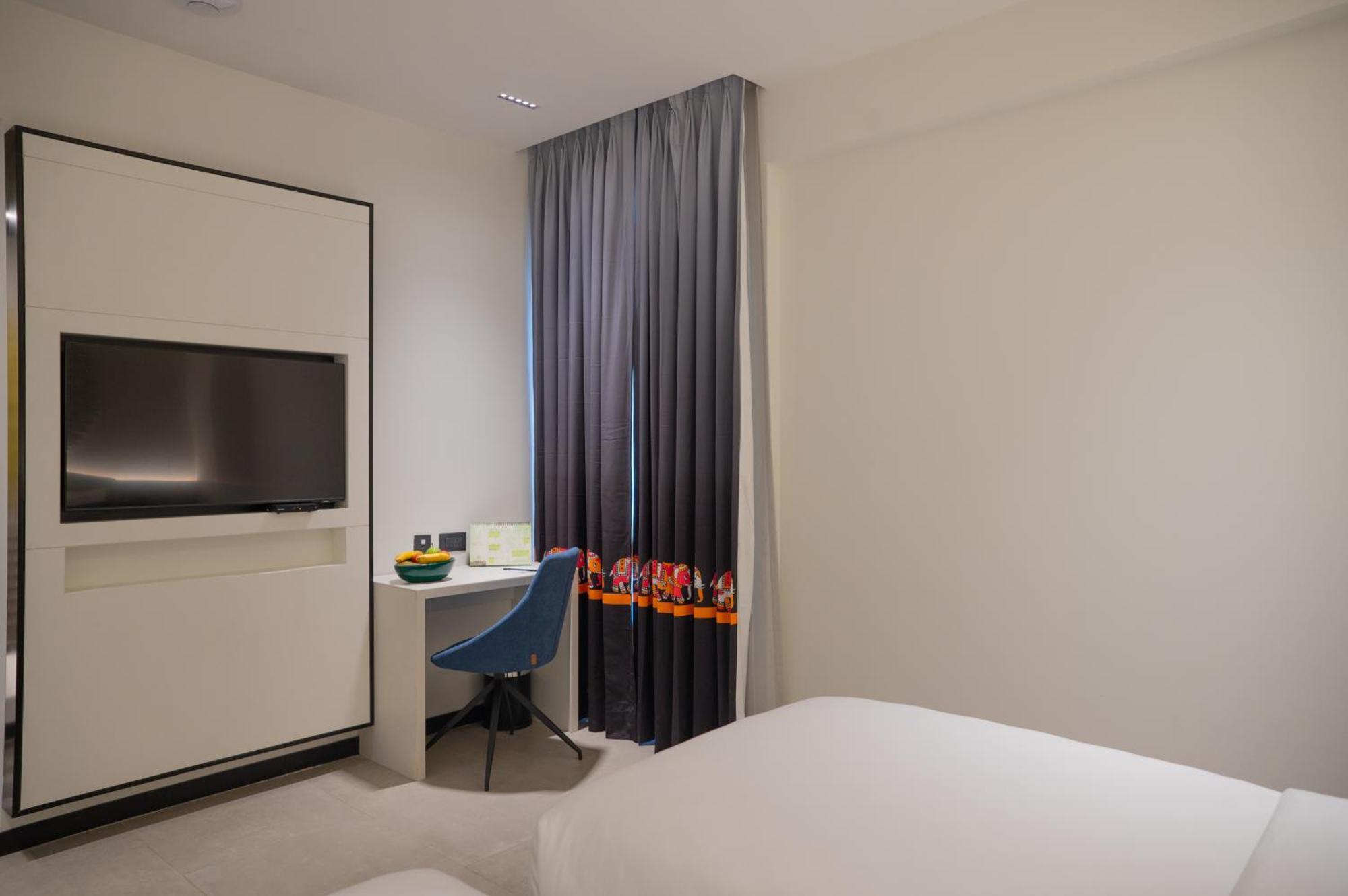 Zibe Luxe Kakinada By Grt Hotels 外观 照片